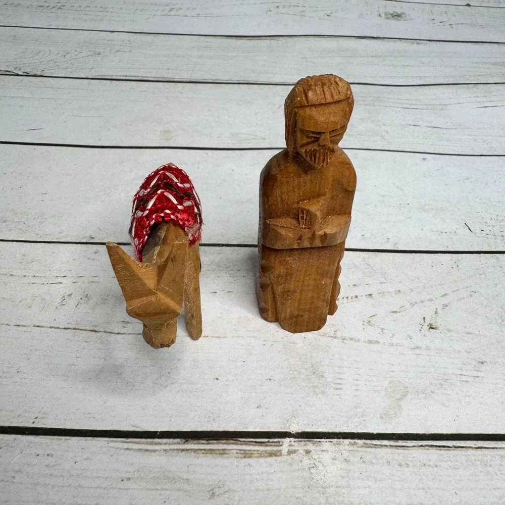 Hand Carved Wooden Nativity Scene 11 pcs Vintage christmas‎ Figures Mary Jesus